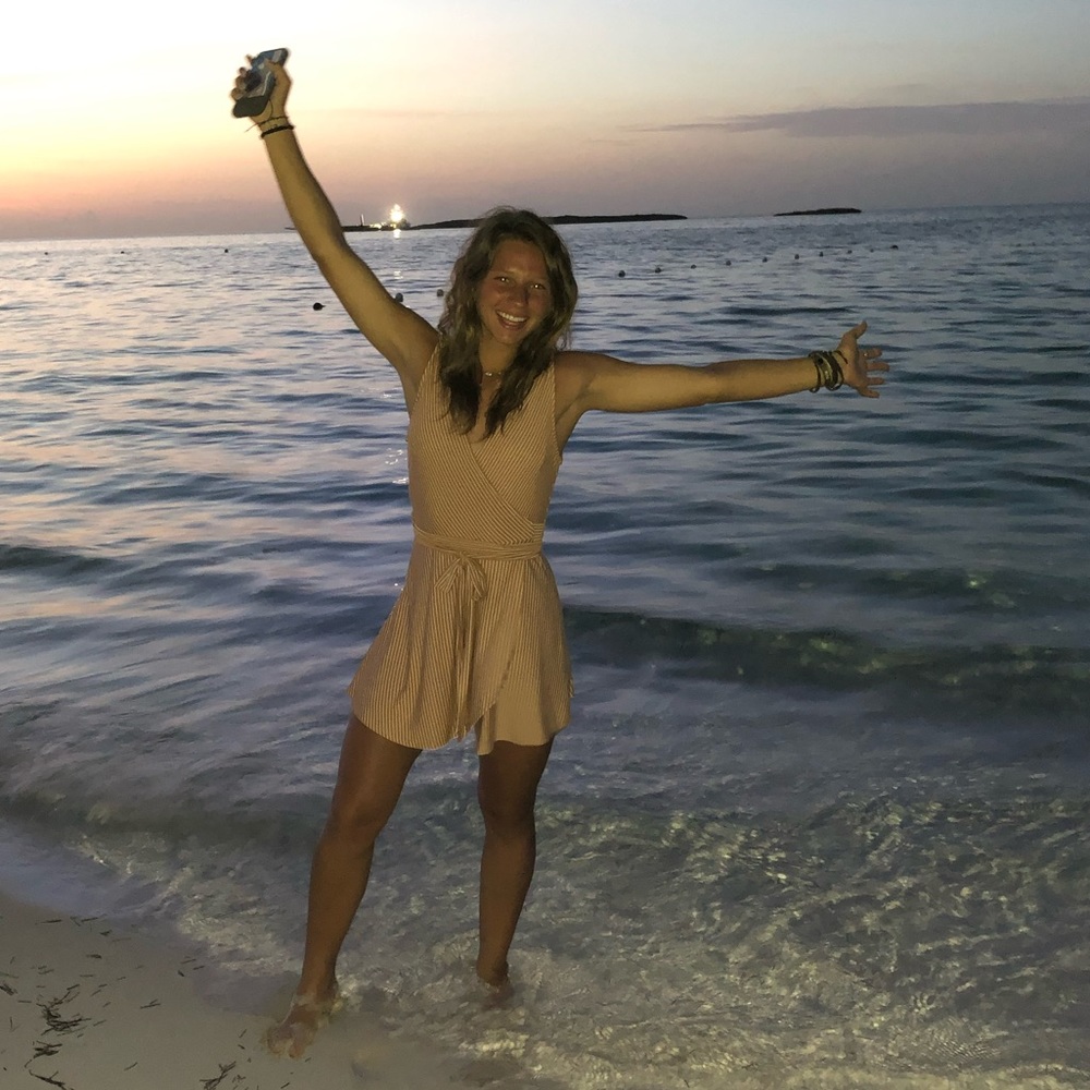 Meet your Posher, Carter